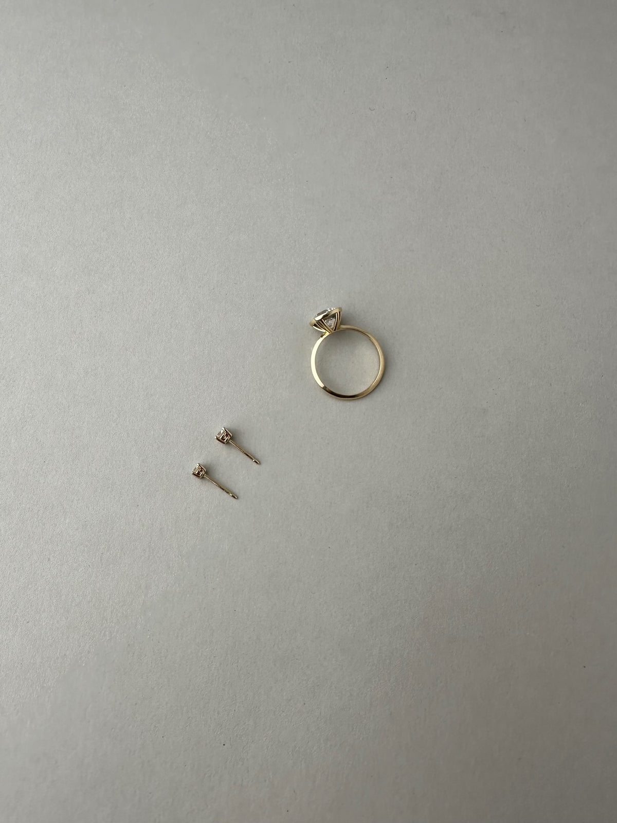 SI mono earring